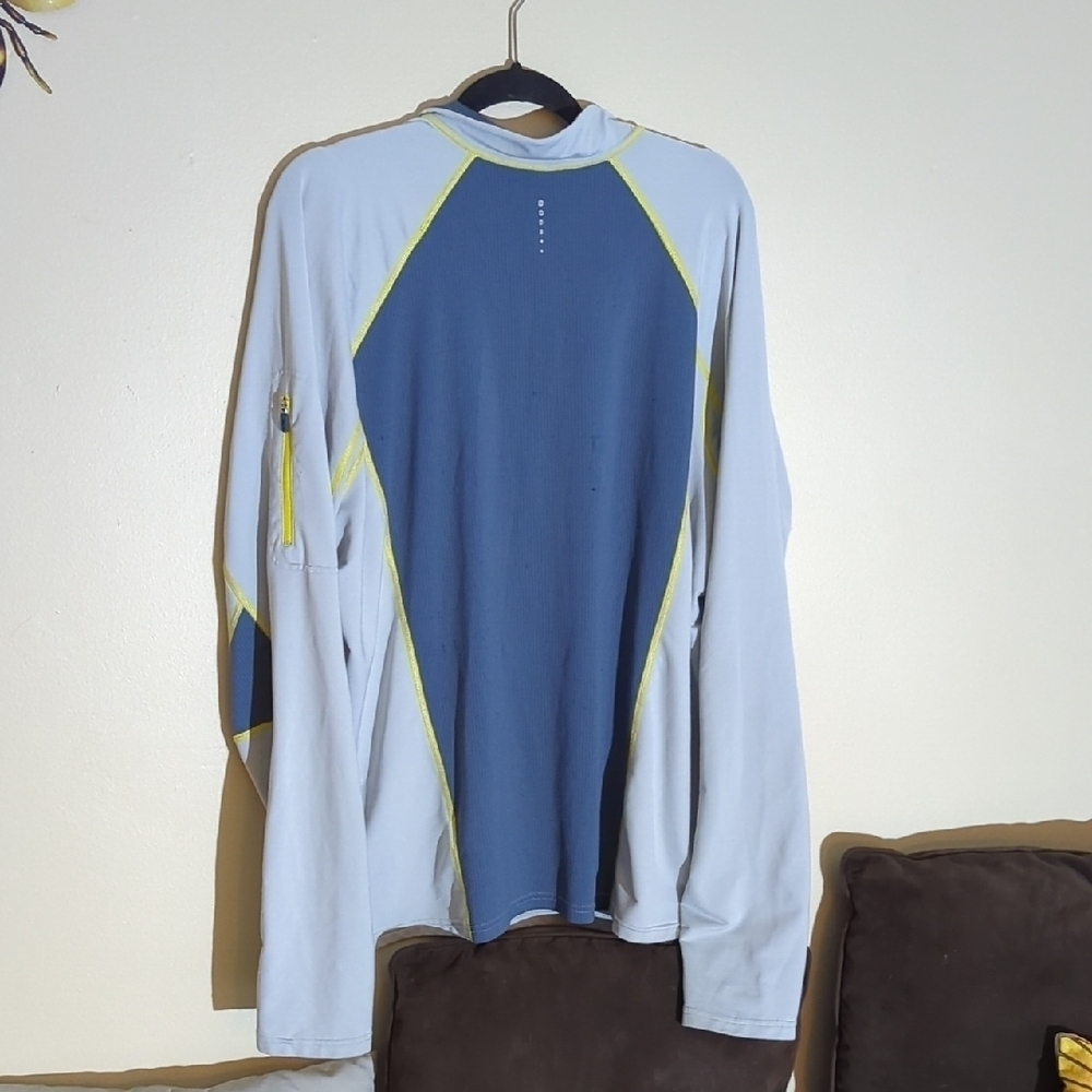 The North Face Blue and Yellow Pullover - Picture 7 of 10